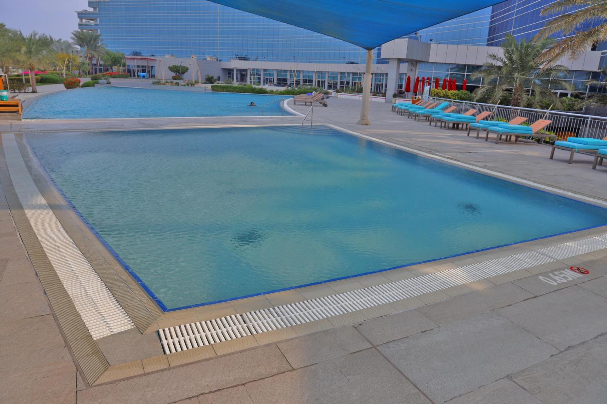 The Art Hotel & Resort Muharraq Eksteriør bilde
